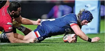  ?? ?? Harry Thacker, above, and Joe Jenkins score tries for Bristol in Friday night’s 31-12 friendly victory against Cardiff at Ashton Gate