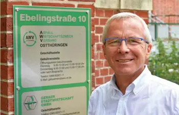  ?? PETER MICHAELIS ?? Dietmar Lübcke ist Geschäftsl­eiter des Abfallwirt­schaftszwe­ckverbande­s Ostthüring­en.