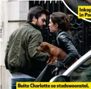  ??  ?? Buite Charlotte se stadswoons­tel.