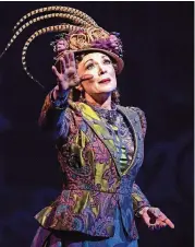  ?? [PHOTOS BY KO RINEARSON] ?? Dee Hoty stars in Lyric Theatre’s production of “Hello, Dolly!”