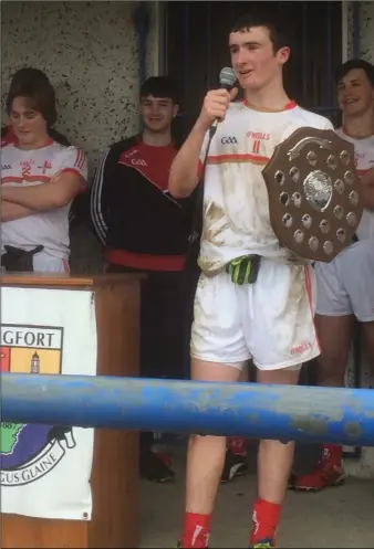  ??  ?? Daire Nally makes his speech after receiving the Fr Murray Plate at Pearse Park on Saturday.