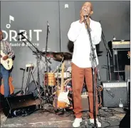  ?? PICTURE: MATTHEWS BALOYI ?? CROONER: Ray Phiri doing what he loved best.