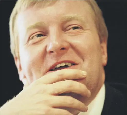  ??  ?? 0 Charles Kennedy launched his campaign to become Liberal Democrat Party Leader