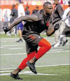  ?? RON SCHWANE / AP ?? The Browns are intrigued about getting oft-troubled wide receiver Josh Gordon (above) on the field together with rookie Corey Coleman and Terrelle Pryor.