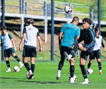  ?? ?? Seleção de sub-17 prepara entrada na competição em Debrecen, Hungria