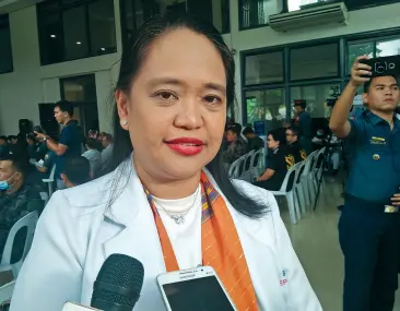  ??  ?? DR. MARIA Theresa Bad-ang , Internal Medicine- Nephrology of Davao Medical School Foundation (DMSF)
