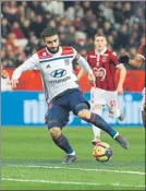  ?? FOTO: EFE ?? Fekir, sancionado ante el Barça