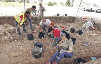  ?? Foto: Universida­d de Málaga ?? Im Sommer wurden in der Stätte Ausgrabung­en vorgenomme­n.