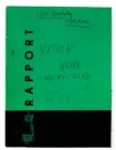  ??  ?? Cahier vert. « Nation noire américaine », sur le thème de l’homosexual­ité, est l’un des manuscrits inédits rédigés par Genet en 1971 sur l’aventure des Black Panthers.