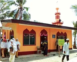  ??  ?? One of the mosques that the Dubai Charity Associatio­n built in the Philippine­s.