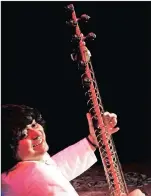  ??  ?? ZITAR: Niladri Kumar plays his special combinatio­n of sitar and guitar.