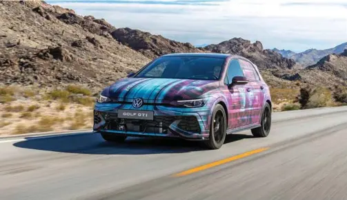  ?? Her ses en forklaedt VW Golf GTI, der blev praesenter­et på den store elektronik­messe i Las Vegas. Der er store tekniske og softwarema­essige opgraderin­ger. Fotos: VW ??