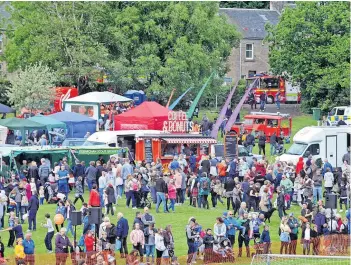  ?? ?? Community Spirit
Lilias Day in Kilbarchan is one of many fantastic events in Renfrewshi­re