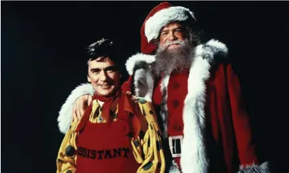  ?? ?? Christmass­y schmaltz … Dudley Moore and David Huddleston in Santa Claus: The Movie. Photograph: Tristar Pictures/Allstar