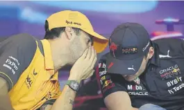  ?? Foto: EFE ?? Ricciardo y Verstappen Se confirma que se reencontra­rán en Red Bull en 2023