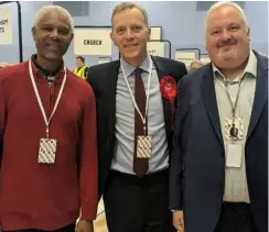  ?? Picture: Jake Clothier ?? VICTORY: Labour councillor­s Glen Dennis (left) and Mark Keeping (right) with Reading East MP Matt Rodda (centre) celebrate a good election for Labour.