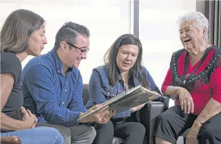  ?? COURTESY OF UBC PRESS ?? Tla’amin Nation elder Elsie Paul (far right) worked with (from left) Paige Raibmon, Davis Mckenzie and Harmony Johnson on the First Nation project, the first full-length, web-based, media-rich Ravenspace publicatio­n.