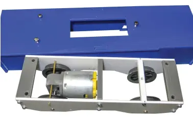  ??  ?? The completed optional PDF Models chassis.