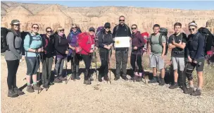  ??  ?? The East Cheshire Hospice Grand Canyon trekking team