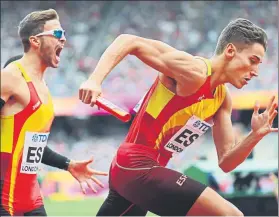  ?? FOTO: EFE ?? Husillos y Bua. El 4x400 se metió ayer en la final. Hoy irán a por el récord de España