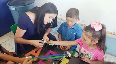  ??  ?? los alumnos realizaron material didáctico para edad preescolar