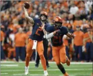  ?? ADRIAN KRAUS - THE ASSOCIATED PRESS ?? Syracuse quarterbac­k Eric Dungey (2) throws a pass from the pocket during the second half of an NCAA college football game against Louisville in Syracuse, N.Y., Friday, Nov. 9, 2018.