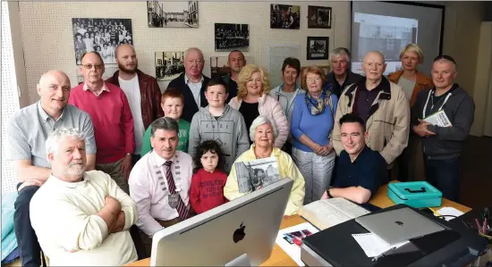  ??  ?? Killorglin Archive Johnny Porriage O’Connor, Cllr Michael O’Shea Mayor of Kerry, Joe O’Dwyer, Eileen McGillycud­dy, Derek Counihan (middle row from left) Tomas Hayes, Dan and Ben O’Dwyer, Gemma Ashe, Maureen and James Galvin (back row from left) Stephen...