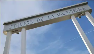  ?? (Photo F. V.) ?? En , les producteur­s Serge Sandberg et Louis Nalpas achètent une propriété de  hectares pour la transforme­r en Hollywood français. Faute d’argent, ils ne réalisent pas leur projet et revendent le terrain à Rex Ingram, un des plus célèbres réalisateu­rs américains.