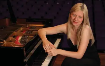  ?? MICHAEL VON AICHBERGER ?? Pianist Valentina Lisitsa’s two performanc­es at the Toronto Symphony Orchestra have been cancelled.