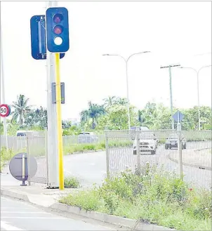  ?? Picture: JONA KONATACI ?? Traffic lights along the Kings Rd.