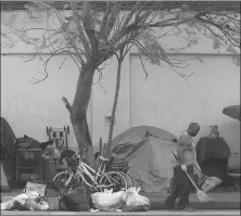  ?? Los Angeles Times/tns ?? A homeless encampment in downtown Los Angeles in April 2018.