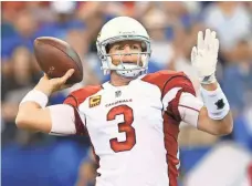  ?? AARON DOSTER, USA TODAY SPORTS ?? The Cardinals’ Carson Palmer had a hot hand in the second half to finish with 332 passing yards and a touchdown.