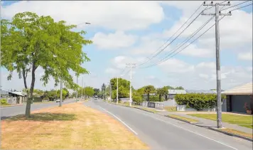  ??  ?? This strip of Kennedy Road will soon have a significan­t visual improvemen­t.