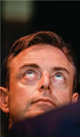  ?? © belga ?? Bart Dewever praat liever over hoofddoeke­n dan over confederal­isme.