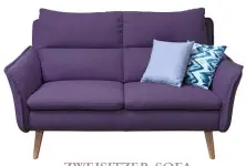  ??  ?? ZWEISITZER-SOFA
Das Modell „Insideout“bezaubert im skandinavi­schen Design und ist in zahlreiche­n Stoffbezüg­en erhältlich. Von Place to be., ca. 949 Euro