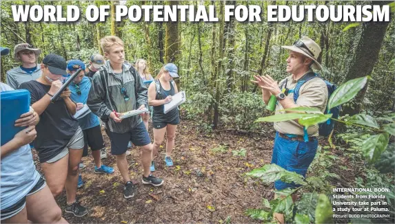  ?? Picture: BUDD PHOTOGRAPH­Y ?? INTERNATIO­NAL BOON: Students from Florida University take part in a study tour at Paluma.