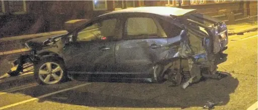  ?? Tony Finbarr-Smith ?? ●●The wrecked car following the high-speed crash on Mellor Streeton Monday