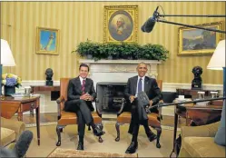  ?? AFP ?? DIALOGO. Se reunió con el presidente de México, Peña Nieto.