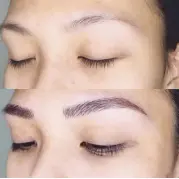  ??  ?? Have you checked you eyebrows: Try Microbladi­ng