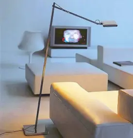  ??  ?? This sleek and modern lamp utilizes the latest technology.