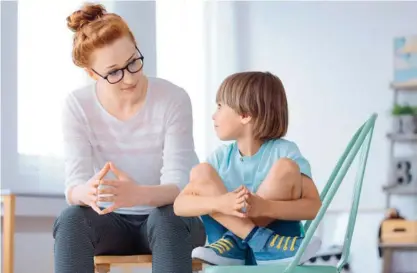  ?? SHUTTERSTO­CK.COM ?? A los hijos hay que hablarles desde pequeños sobre lo bueno y lo malo.