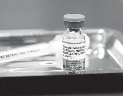  ?? Nytimes photograph­y ?? Nearly all the measles cases in the United States so far are related to unvaccinat­ed travelers.