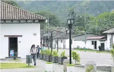  ??  ?? El Centro Histórico, la Ruta del Guancasco y la Ruta de las Minas de Guazucarán son parte de la oferta cultural e histórica de Ojojona.