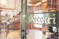  ??  ?? SUASANA SELESA: Restoran Beccari, Hotel Merdeka Palace Kuching menyediaka­n ruang yang selesa untuk pengunjung.