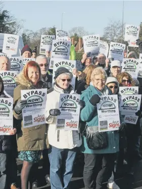  ?? ?? Worthing Bypass Not A27 Throughpas­s campaigner­s, pictured pre-pandemic. Picture by Derek Martin
