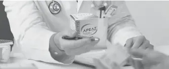  ??  ?? Apeaz ™ : Quick Acting Pain and Arthritis Cream is Now Available Without a Prescripti­on