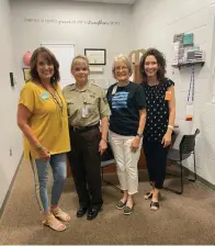  ?? Submitted photo ?? From left, Cooperativ­e Christian Ministries and Clinic Getting Ahead Coordinato­r Starla Bleifus, Garland County Detention Center Director of Operations Capt. Belinda Cosgrove, and Getting Ahead While Getting Out facilitato­rs Deby Prince and Kayla Hartsfield met recently to discuss resuming classes for inmates at the detention center.