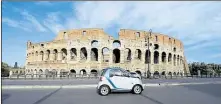  ?? BILD: DAIMLER AG ?? Carsharing in Rom: An ein Auto zu kommen, ist im Ausland genauso einfach wie in Deutschlan­d.