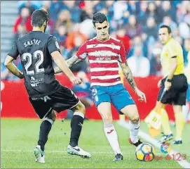  ?? FOTO: LOF ?? El Granada fue muy superior al Huesca El líder salió trasquilad­o de feudo nazarí