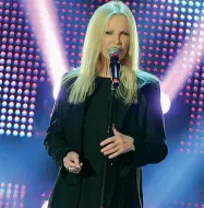  ??  ?? Amiche Da sinistra, Patty Pravo e Ornella Vanoni «Sono mesi che stiamo progettand­o questo tour»